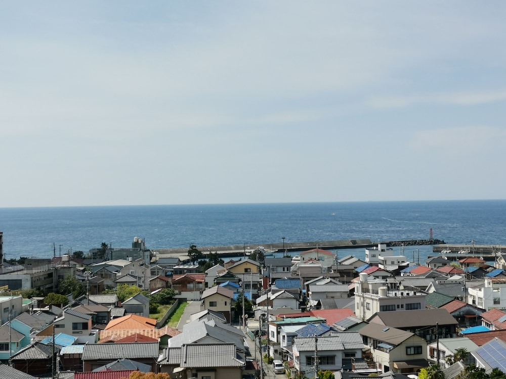 坂聖・玉樟園 静岡