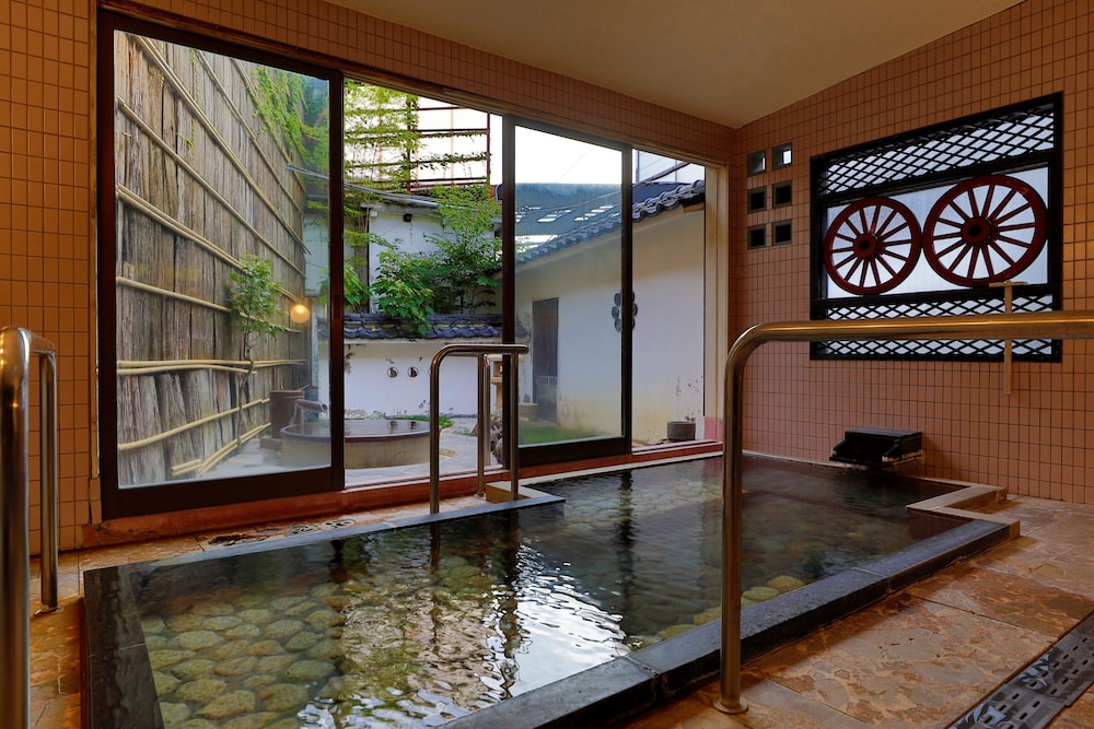 坂聖・玉樟園 静岡