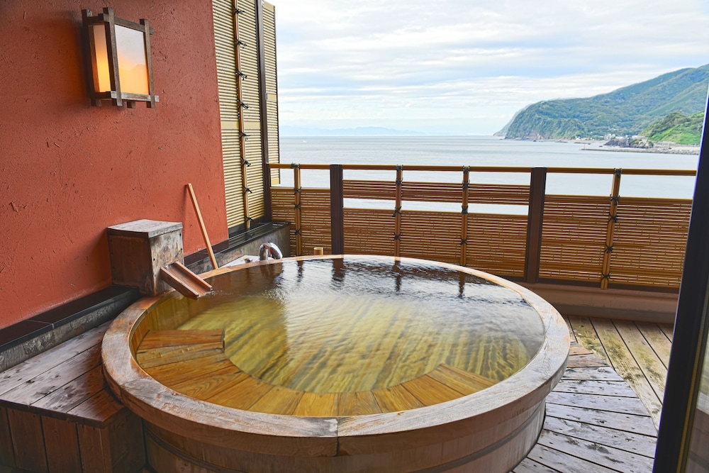感動の海景色 新海花亭いずみ 静岡