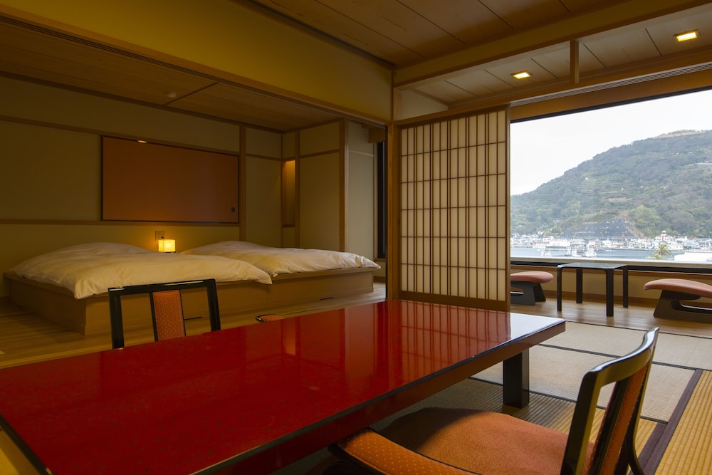 伊豆・三津浜 松濤館 静岡