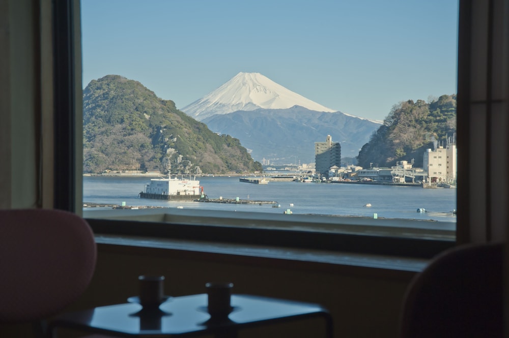 伊豆・三津浜 松濤館 静岡
