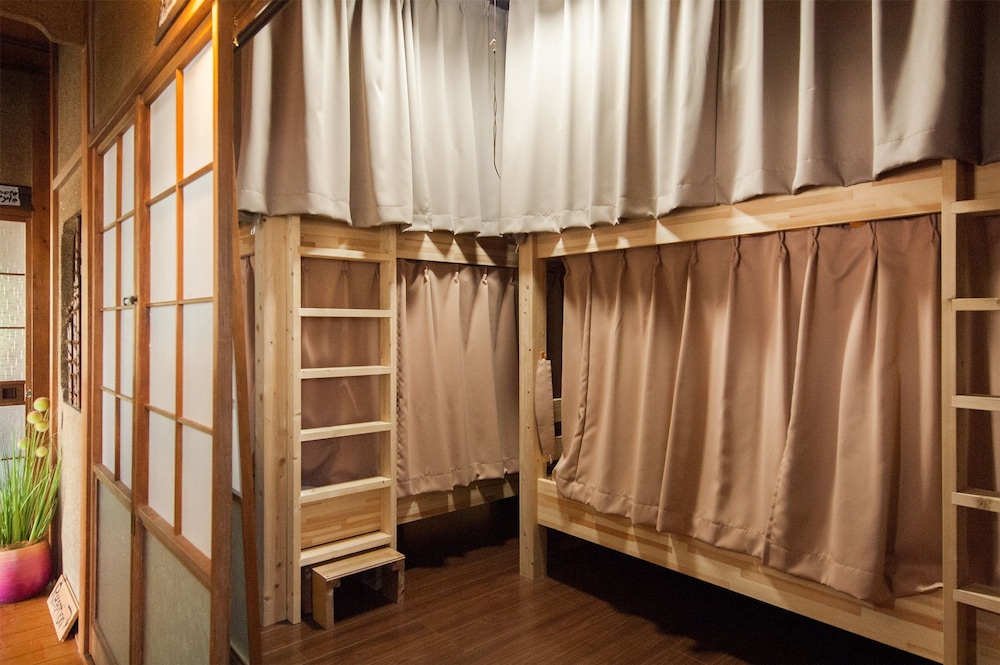 NASUBI MT.FUJI BACKPACKERS 静岡