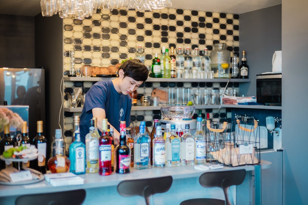 CO-YA ＜コウヤ＞ HOSTEL & BAR LOUNGE 静岡