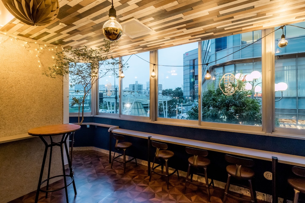 CO-YA ＜コウヤ＞ HOSTEL & BAR LOUNGE 静岡