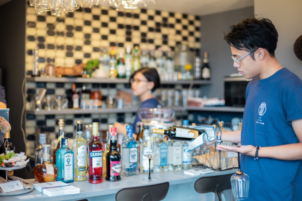 CO-YA ＜コウヤ＞ HOSTEL & BAR LOUNGE 静岡