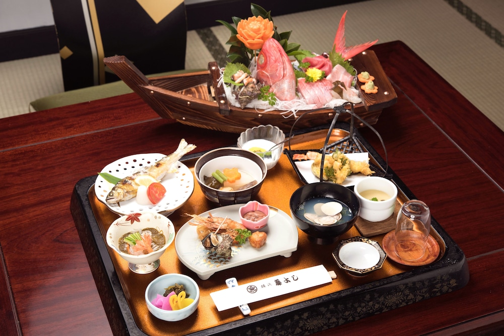 横浜藤よし伊豆店 静岡