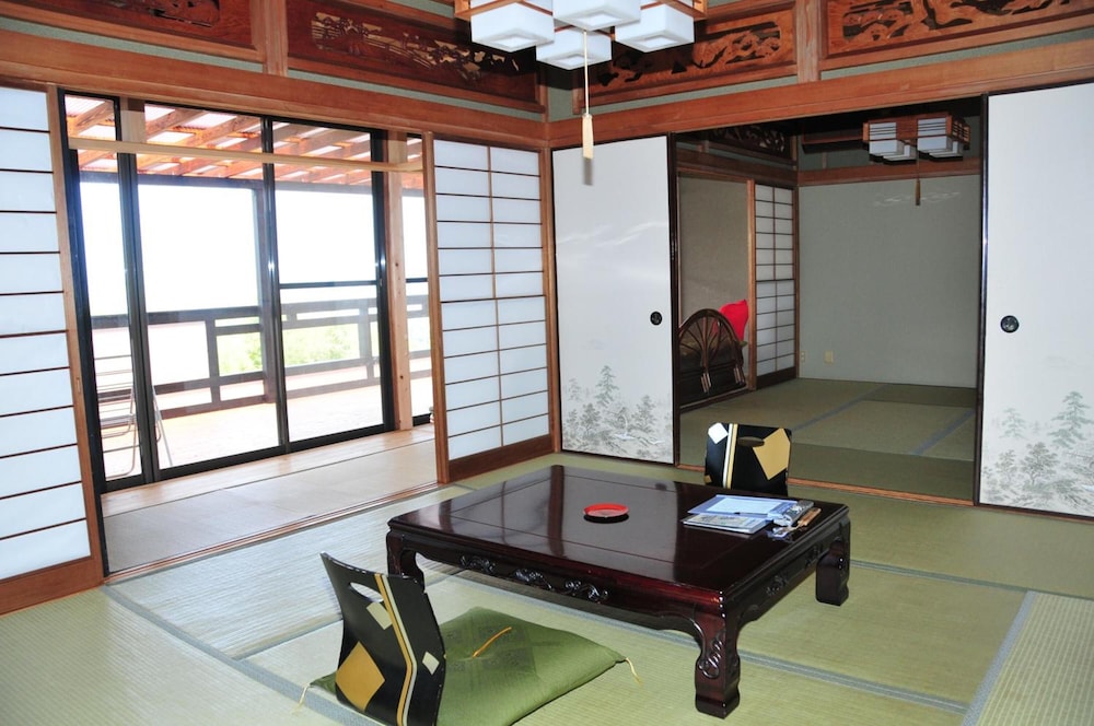 横浜藤よし伊豆店 静岡