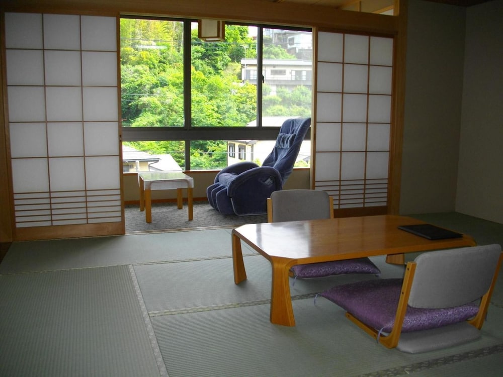敷地内源泉かけ流し温泉 ホテル REFRESH CARE SPA 静岡