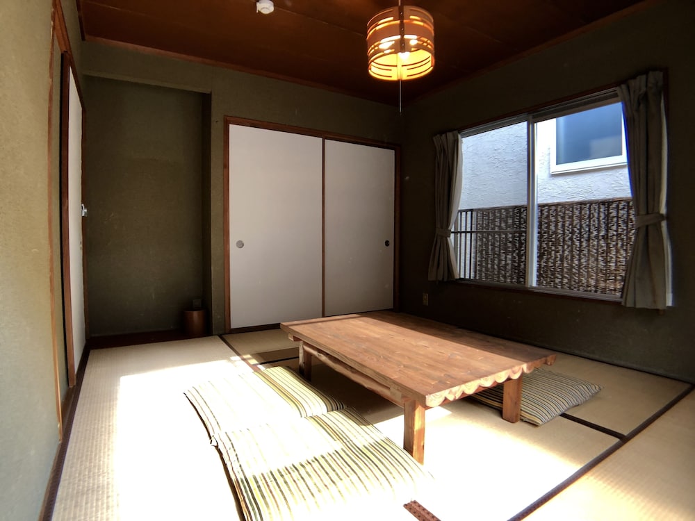 ゲストハウス トーラス 静岡