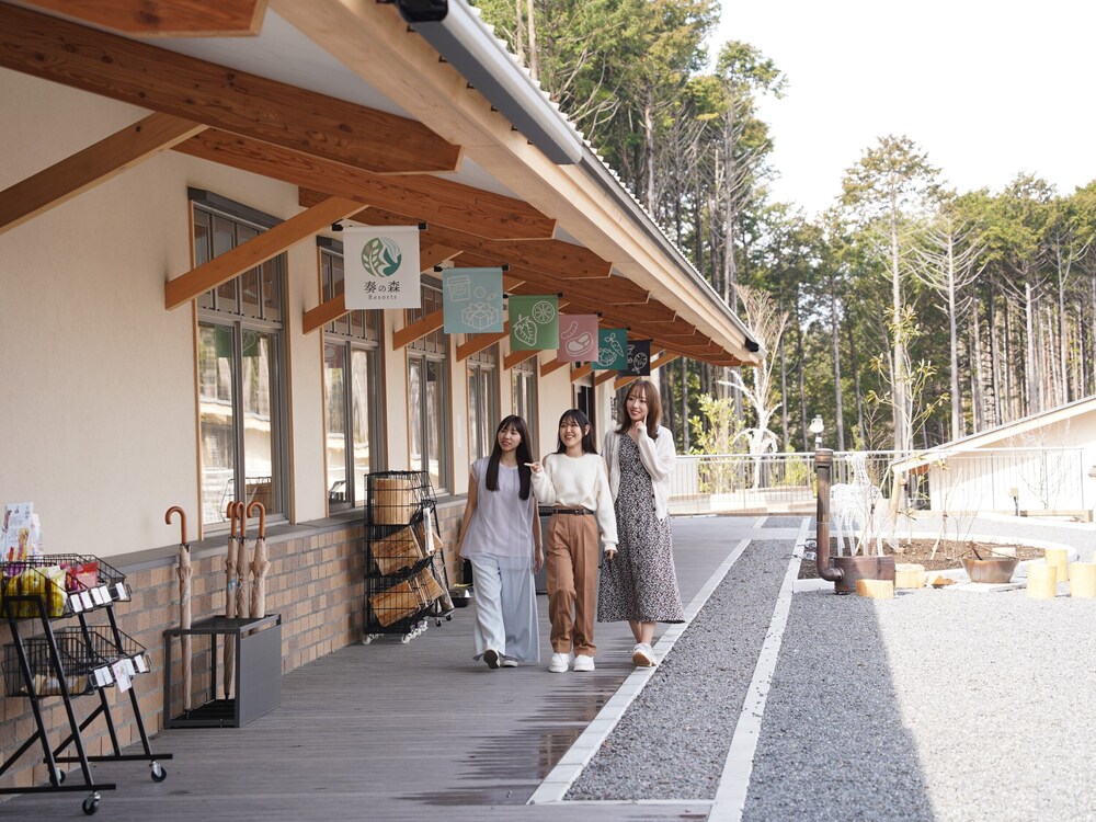 奏の森リゾート　フォレストグランピング 静岡