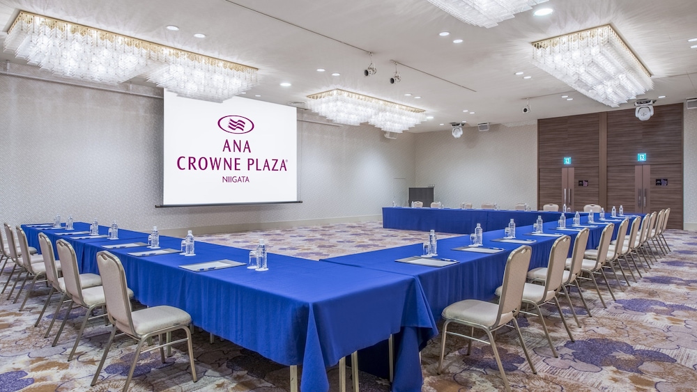 ANA クラウンプラザホテル新潟 新潟