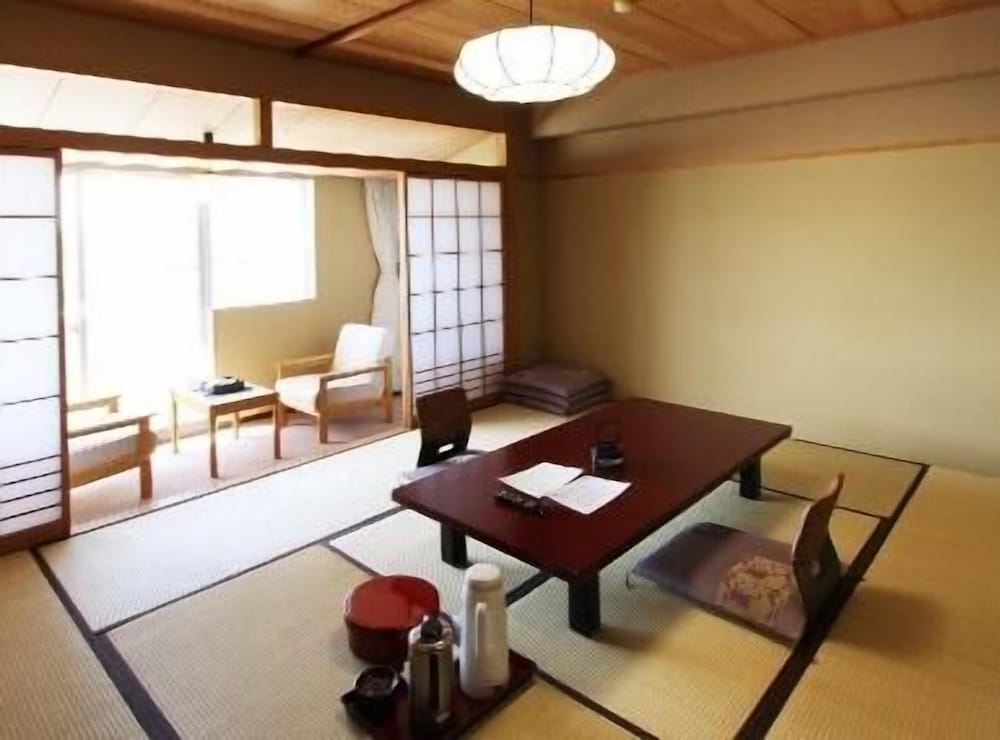 湖畔の宿 吉田家 新潟