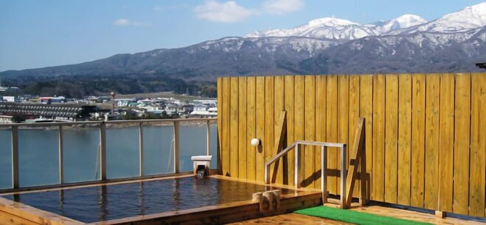 湖畔の宿 吉田家 新潟