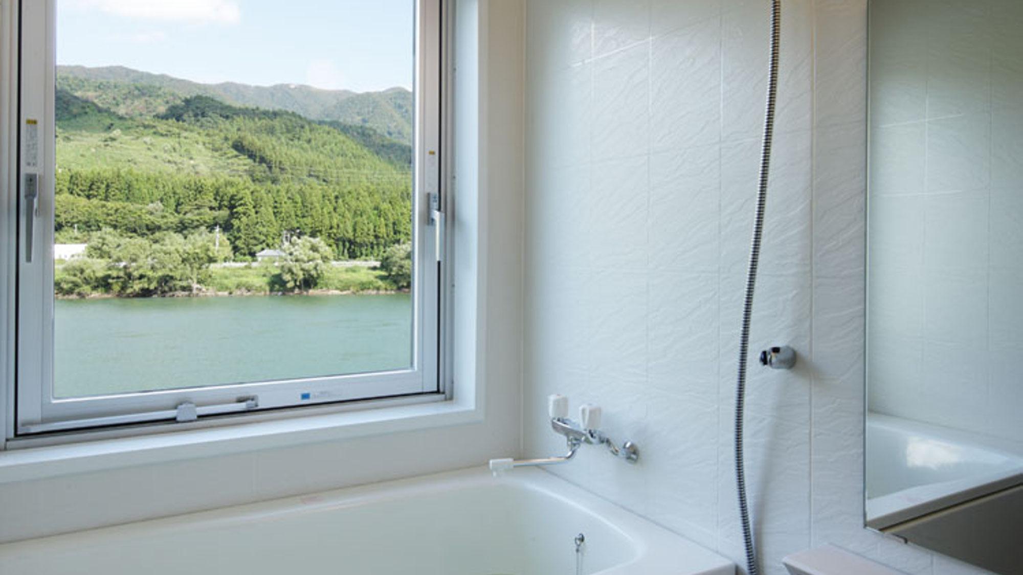 咲花温泉 翠玉の湯 佐取館 新潟