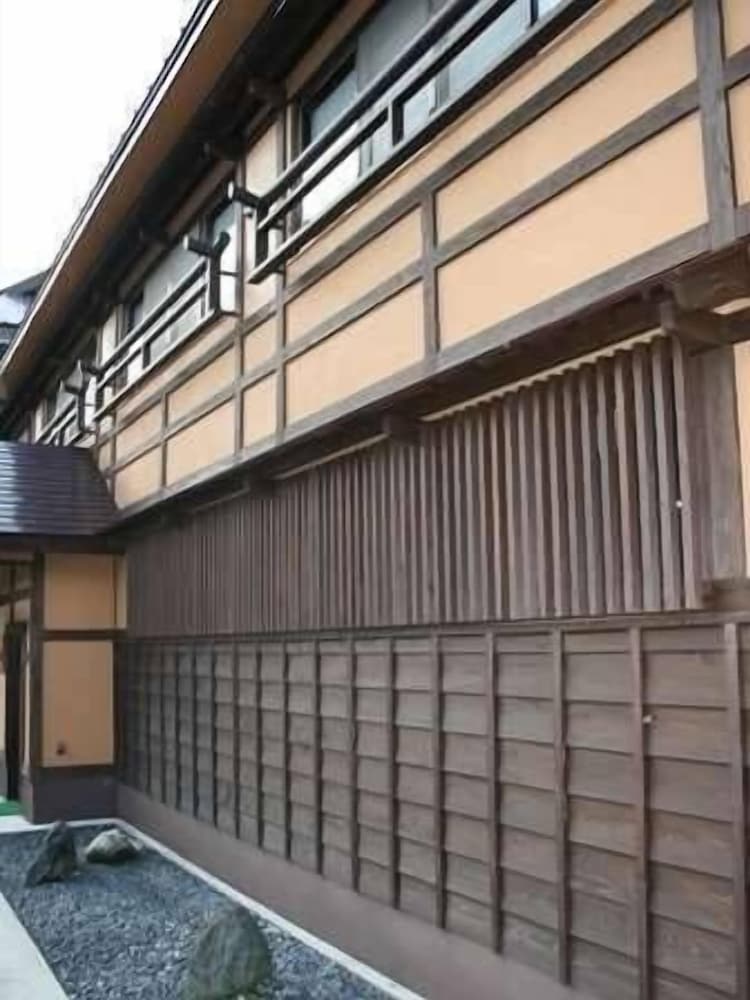 三国峠温泉 御宿本陣 新潟