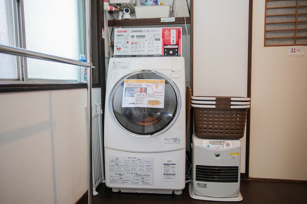 SANSAN YUZAWA CAFE AND BAR & BACKPACKERS 新潟
