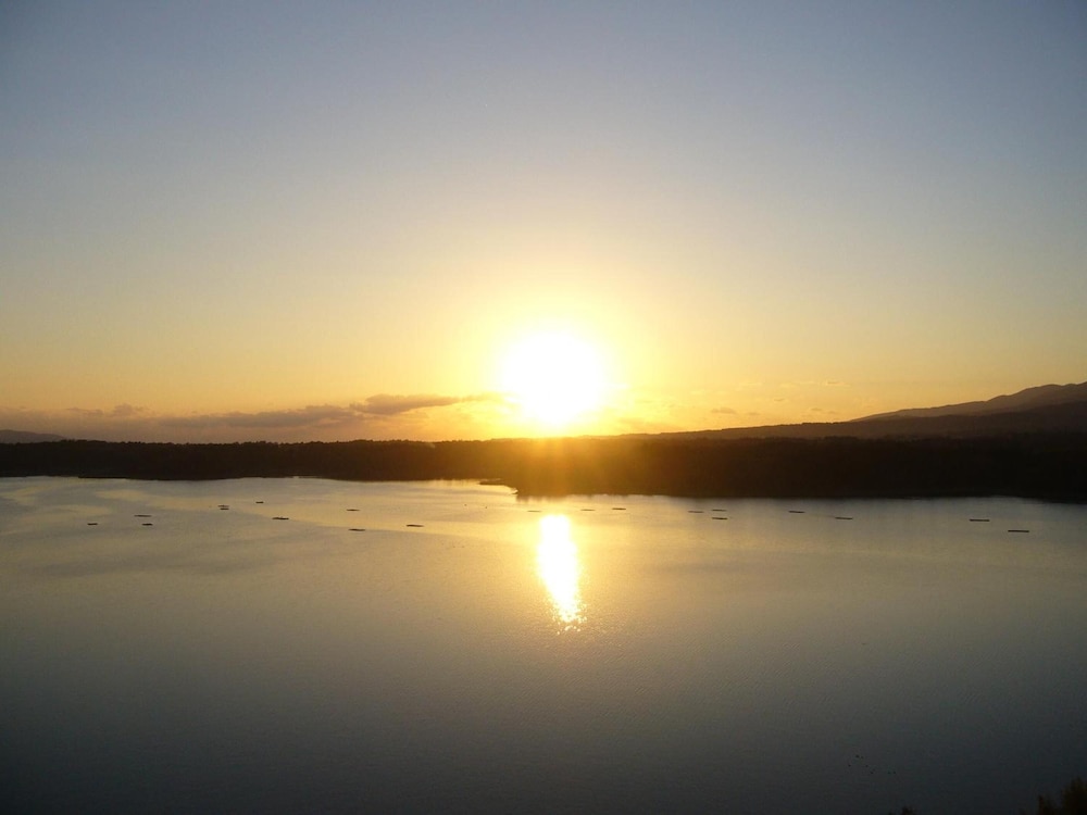 佐渡島両津のホテル 朱鷺の郷 椎崎温泉 夕日と湖の宿 あおきや 新潟