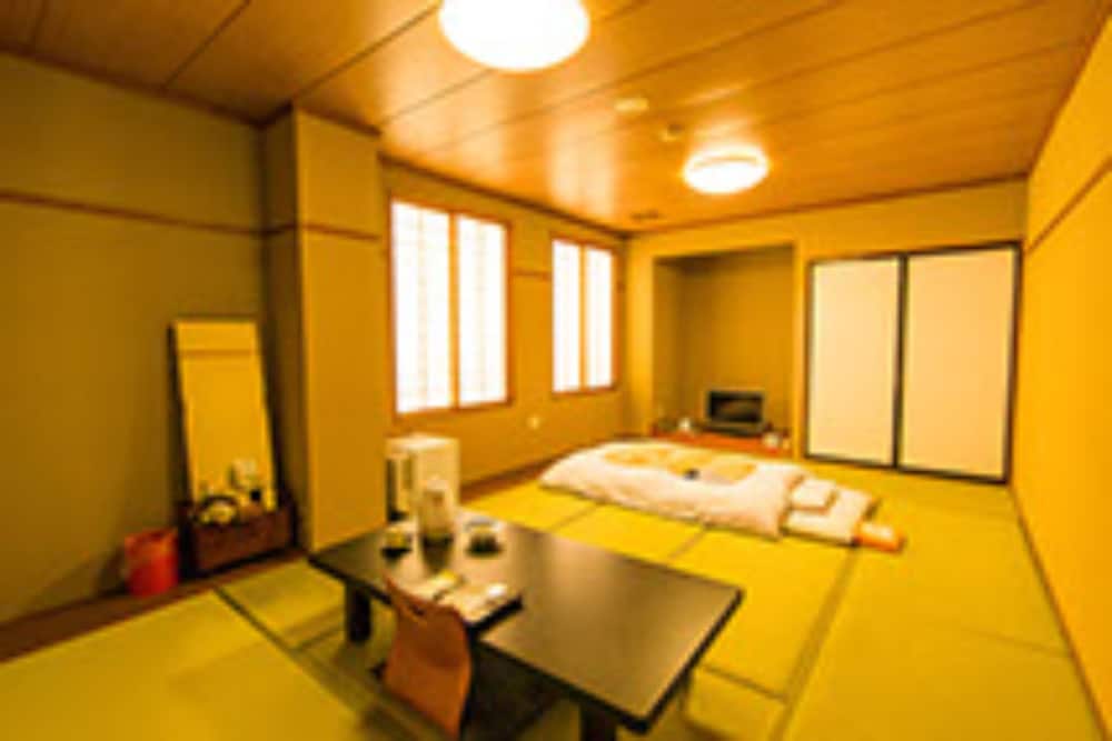HOTEL&DINING ホテルしみず 新潟