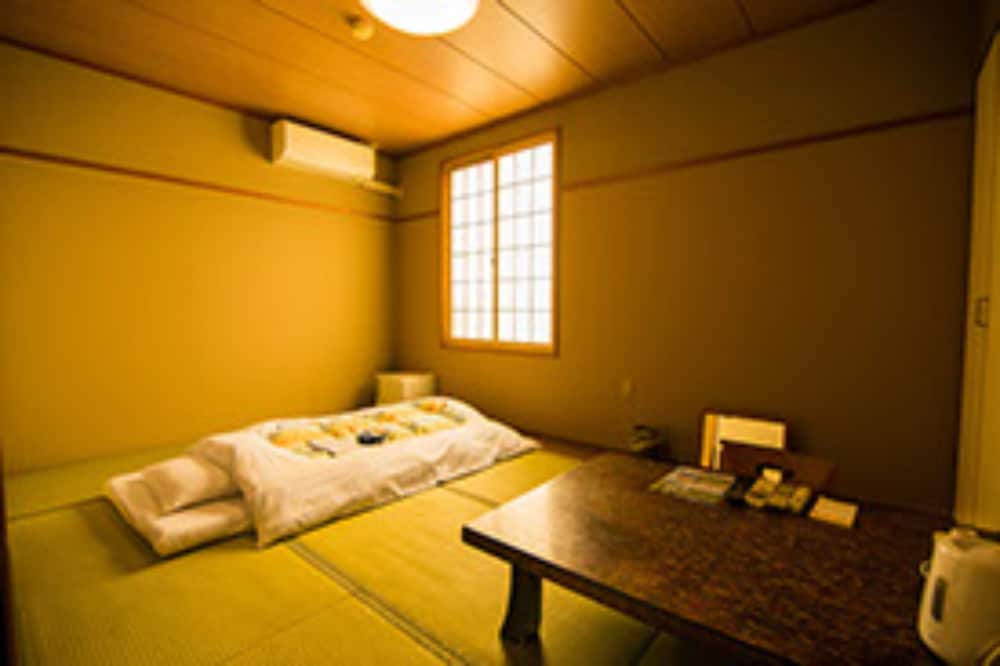 HOTEL&DINING ホテルしみず 新潟