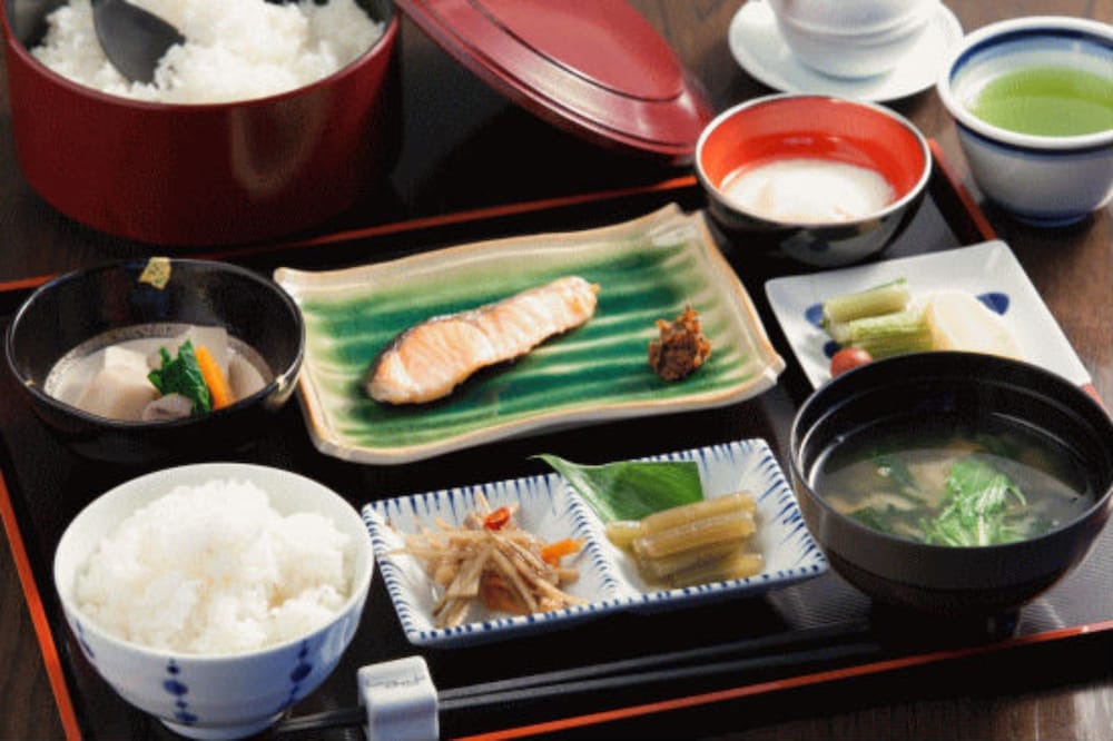 HOTEL&DINING ホテルしみず 新潟