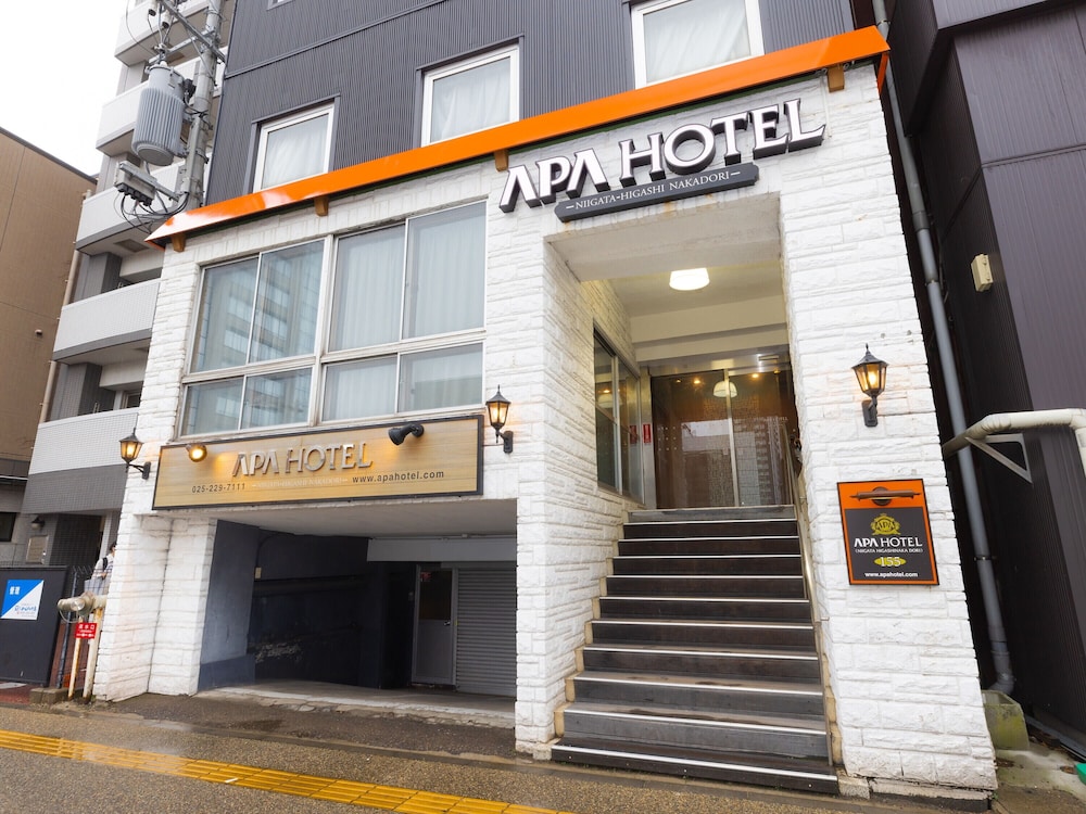 アパホテル〈新潟東中通〉 新潟