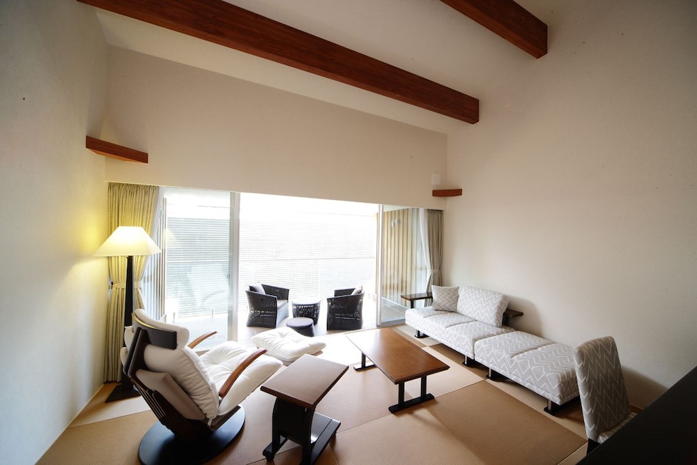 四季 FOUR SEASONS YUZAWA クワトロ QUATTRO 新潟