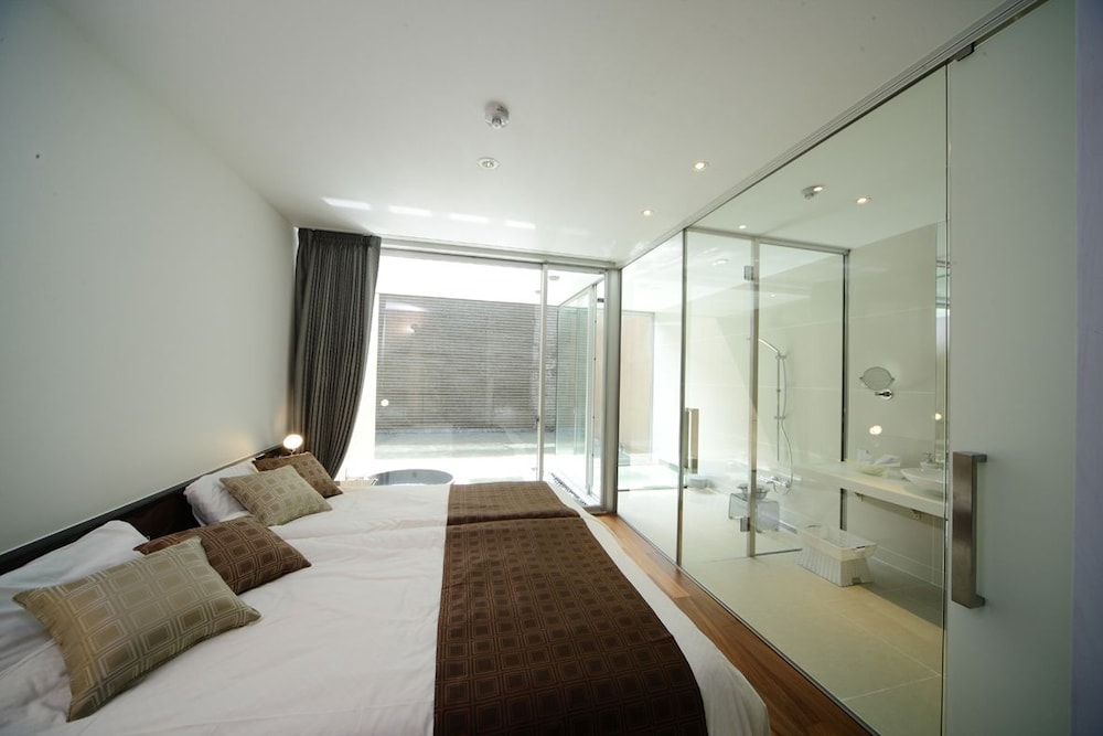 四季 FOUR SEASONS YUZAWA クワトロ QUATTRO 新潟