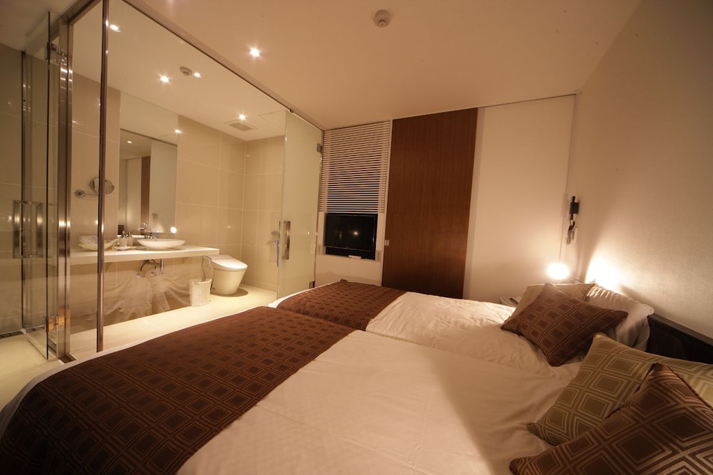 四季 FOUR SEASONS YUZAWA クワトロ QUATTRO 新潟