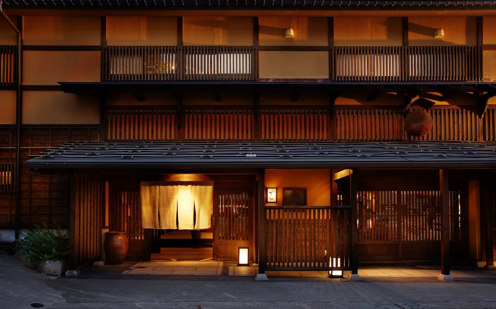 越後湯澤 HATAGO井仙 新潟