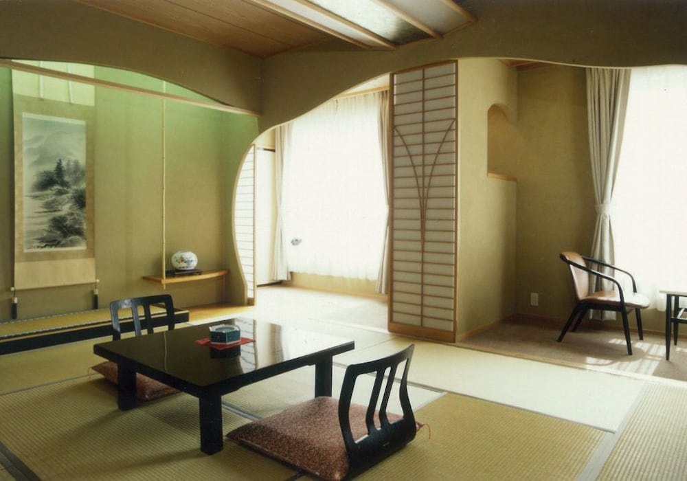 割烹の宿 湖畔 新潟