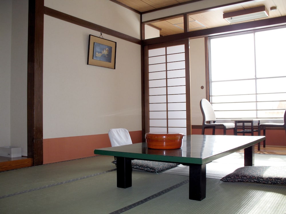 割烹の宿 湖畔 新潟