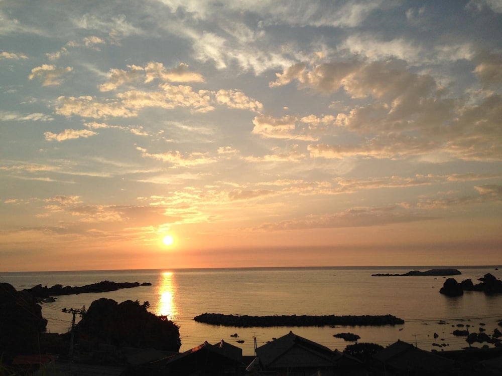 夕日と漁火の宿 七浦荘 新潟