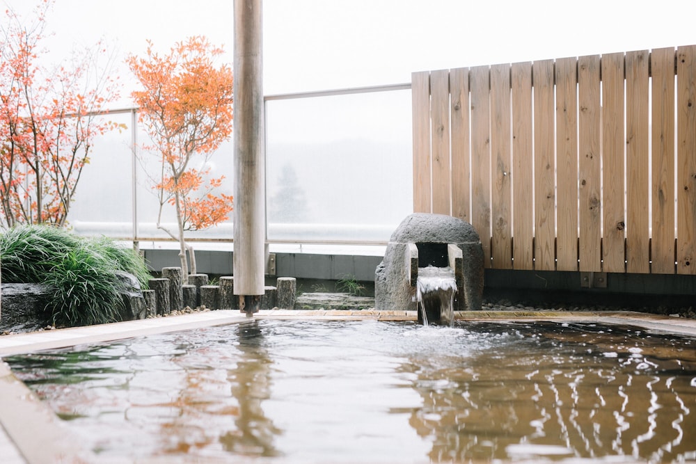 花とほたる 湯のさと 雪国 新潟