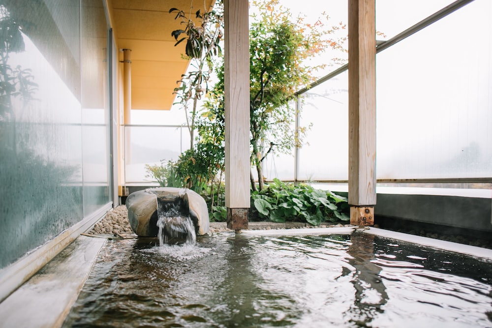 花とほたる 湯のさと 雪国 新潟