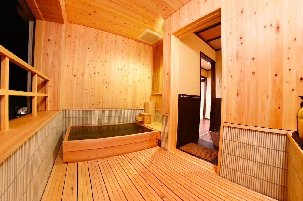 越後田中温泉 しなの荘. 新潟