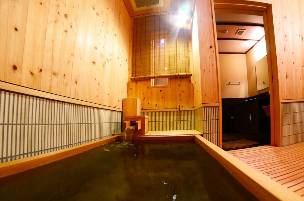 越後田中温泉 しなの荘. 新潟