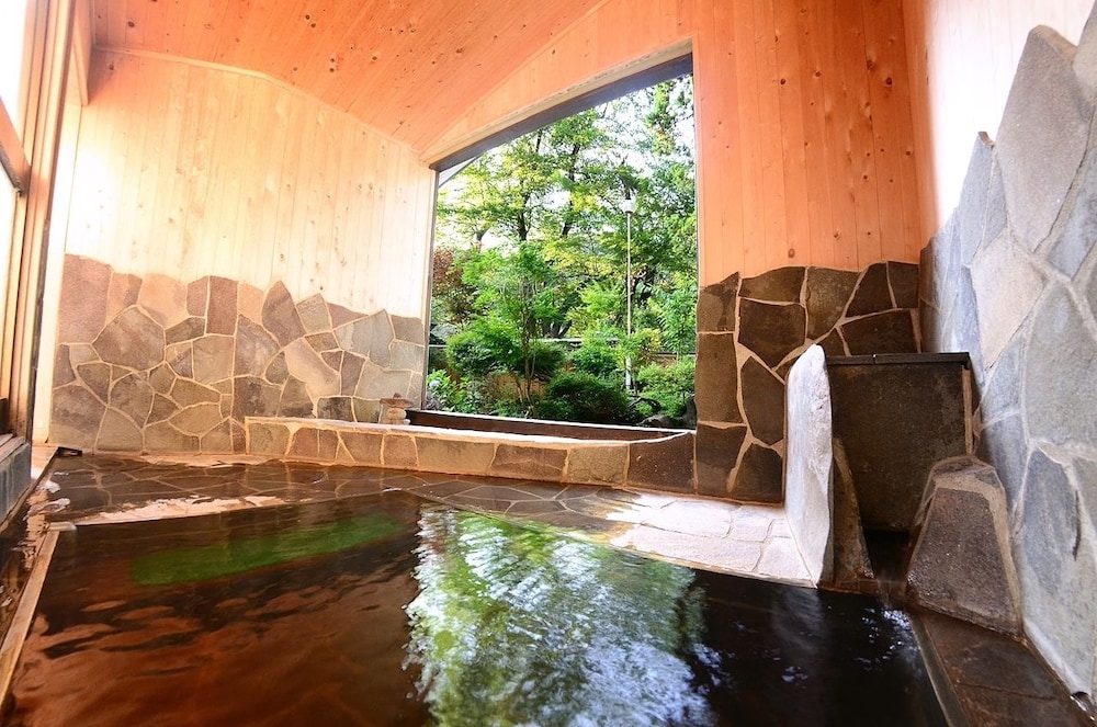 越後田中温泉 しなの荘. 新潟