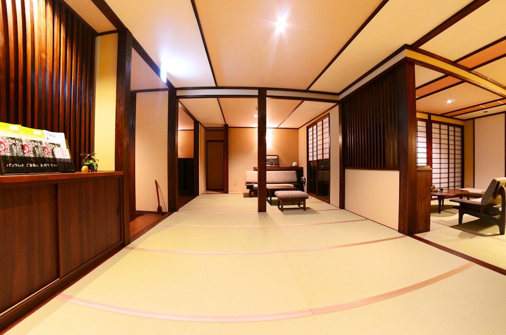 越後田中温泉 しなの荘. 新潟