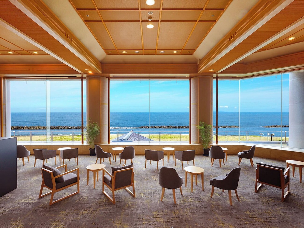 大江戸温泉物語PREMIUM 汐美荘 新潟