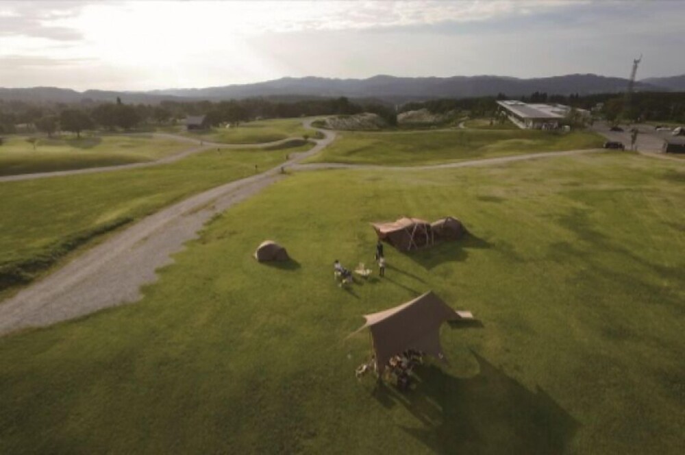 スノーピーク ヘッドクォーターズ キャンプフィールド 新潟