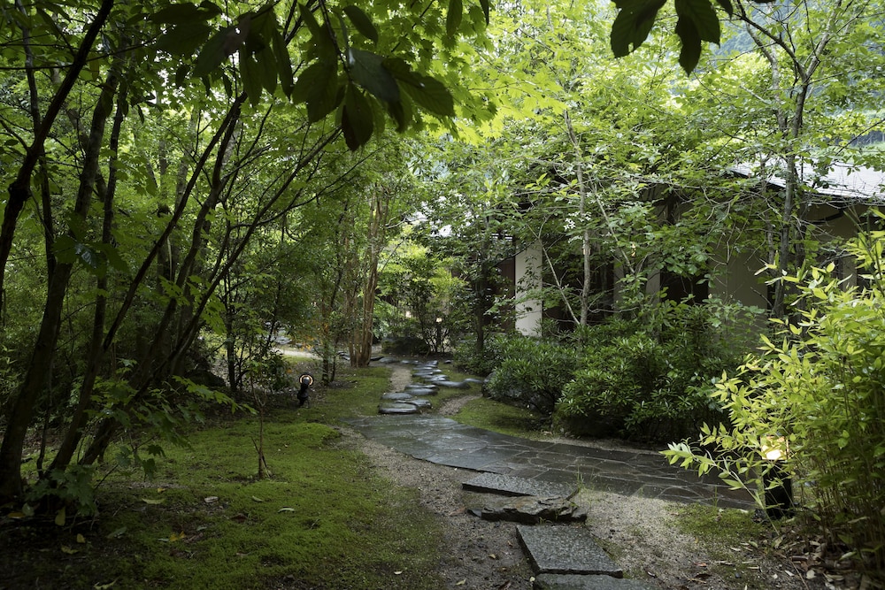 杖立温泉渓流の宿 大自然 熊本
