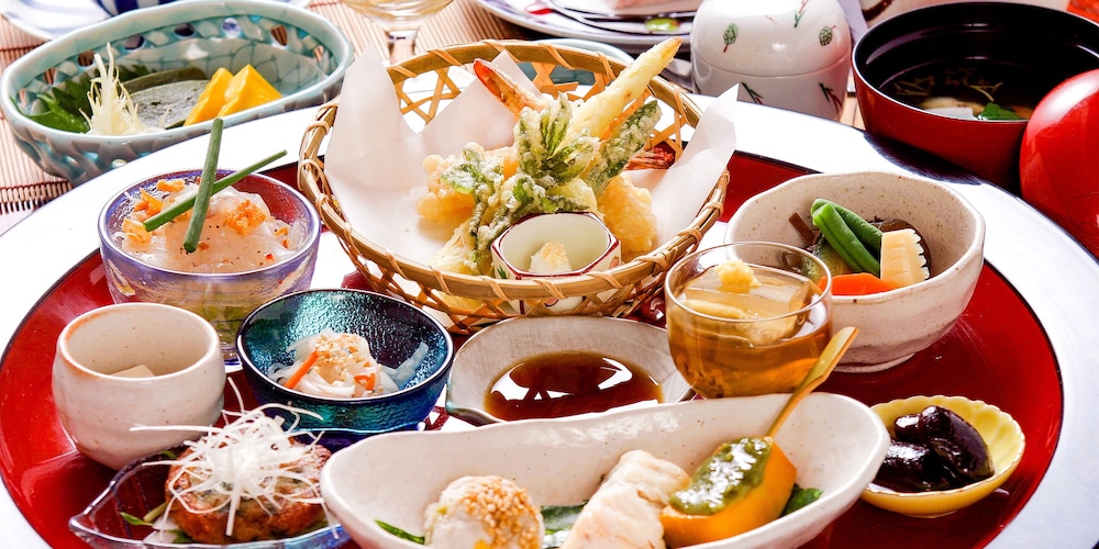 湧き水と創作料理の宿 つるや 熊本