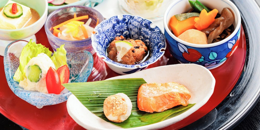 湧き水と創作料理の宿 つるや 熊本