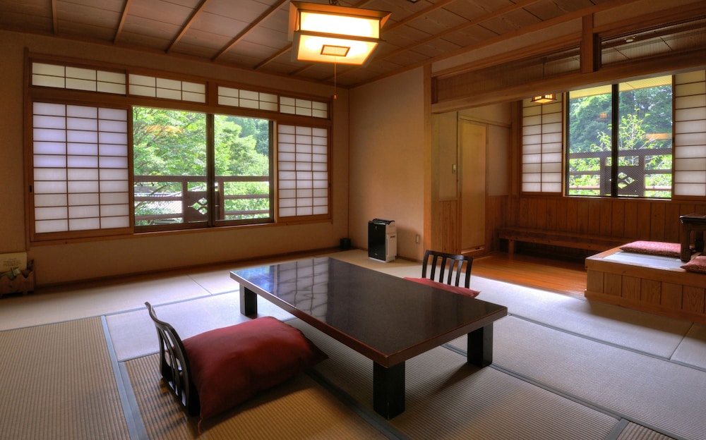 黒川温泉 やまびこ旅館 熊本