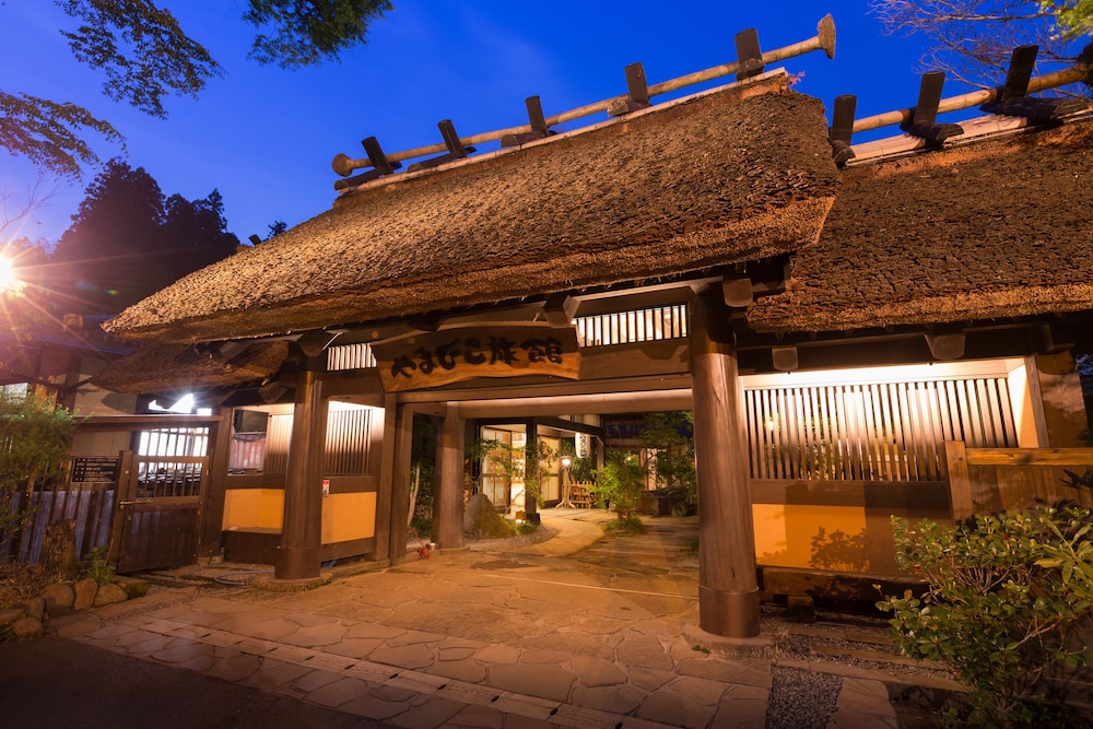 黒川温泉 やまびこ旅館 熊本