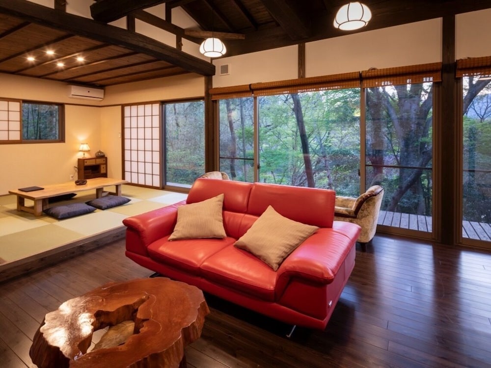 はなれの宿 千の森 熊本