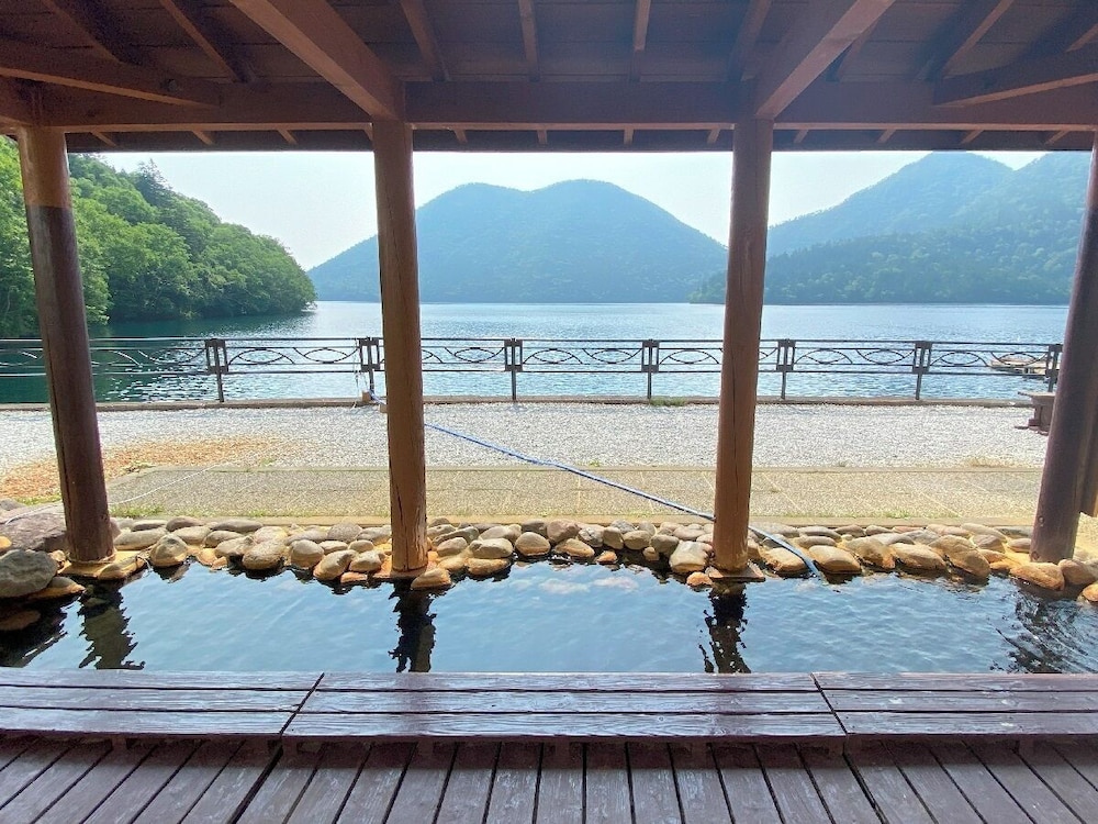然別湖畔温泉ホテル 風水 帯広