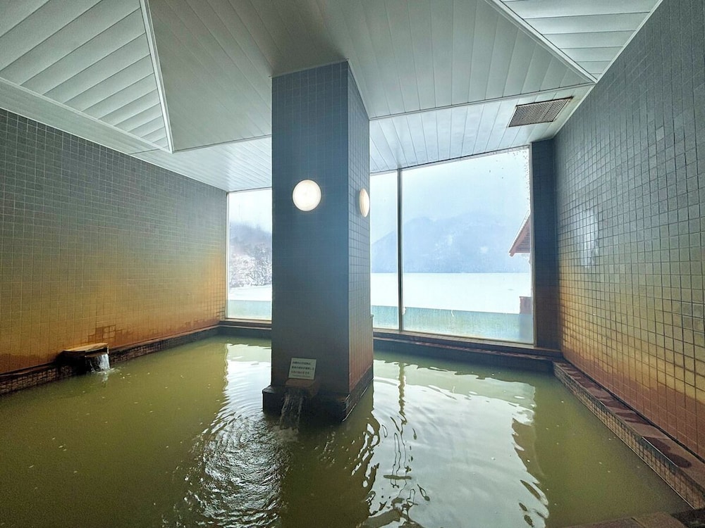 然別湖畔温泉ホテル 風水 帯広