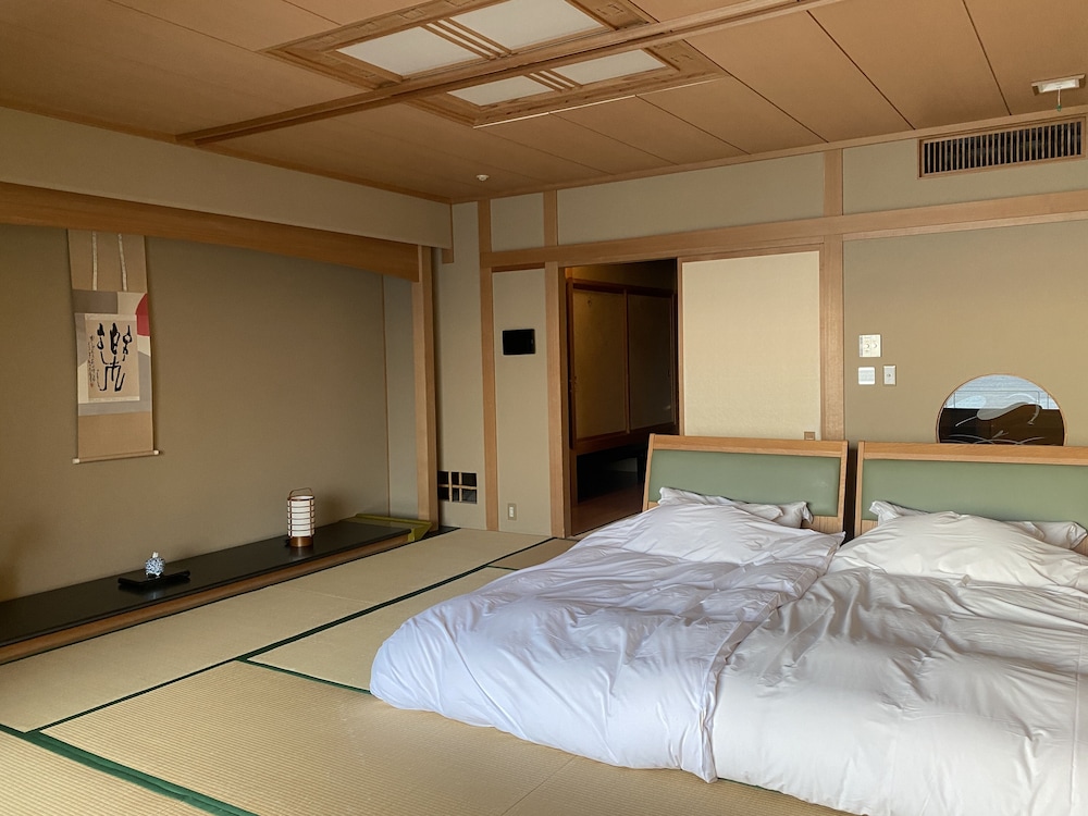 割烹旅館 若松 函館