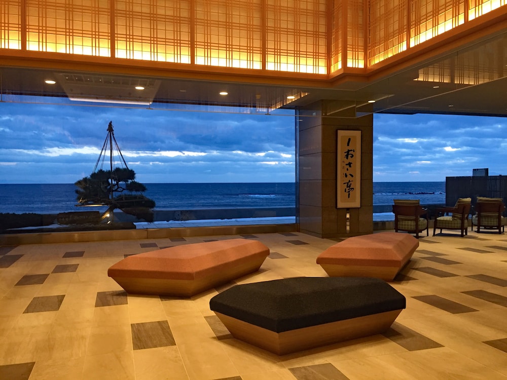 平成館 しおさい亭 函館